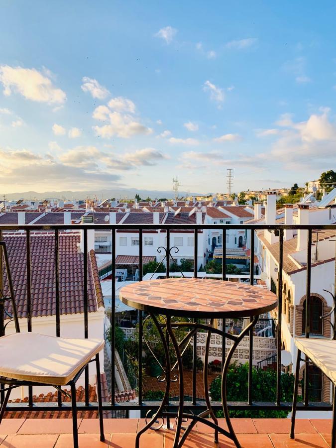 Апартаменты Stor Vaning I Caleta Hamn Торре-дель-Мар Экстерьер фото