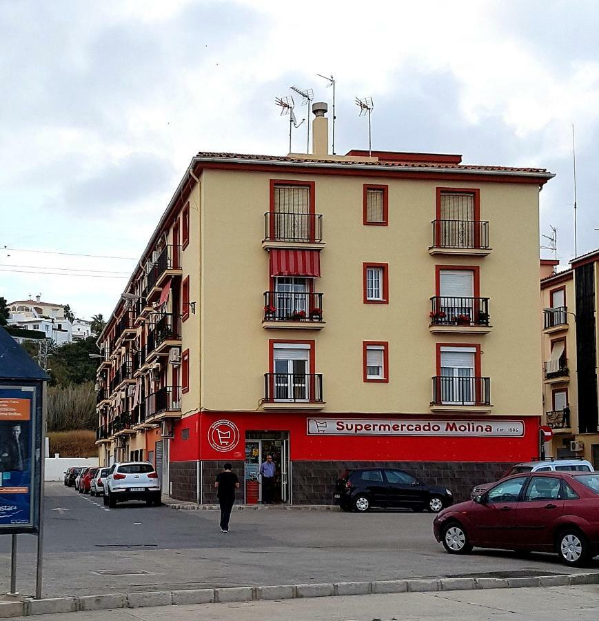Апартаменты Stor Vaning I Caleta Hamn Торре-дель-Мар Экстерьер фото
